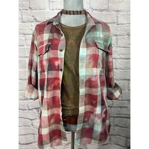 Reworked/upcycled medium-heavyweight cotton shirt